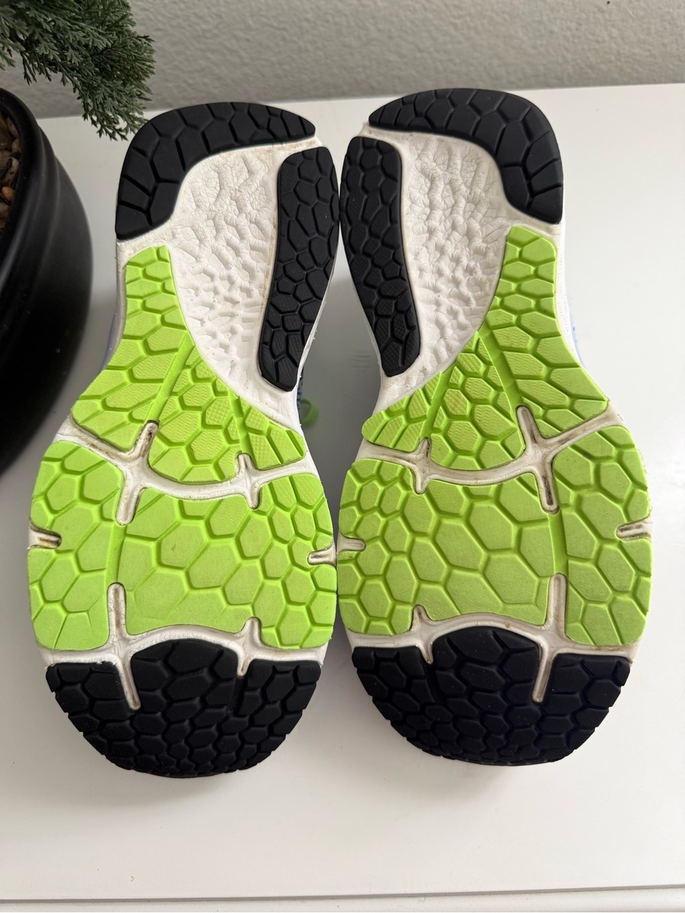 New Balance 880v10 women size 8 Light Blue and Neon Green Women's Athletic Shoes - Picture 7 of 8